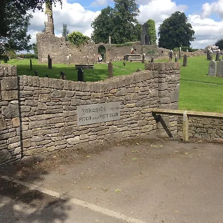 Oakdale, Templemore, E41f856 Проживание в семье