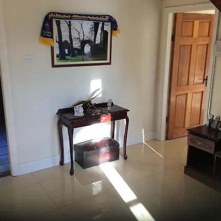 Проживание в семье Oakdale, Templemore, E41f856 *